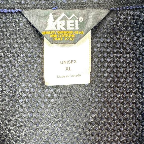 Men's REI Blue Fleece Vest Unisex Zip Up Lined Outdoor Canada Made Outerwear XL - Picture 10 of 12